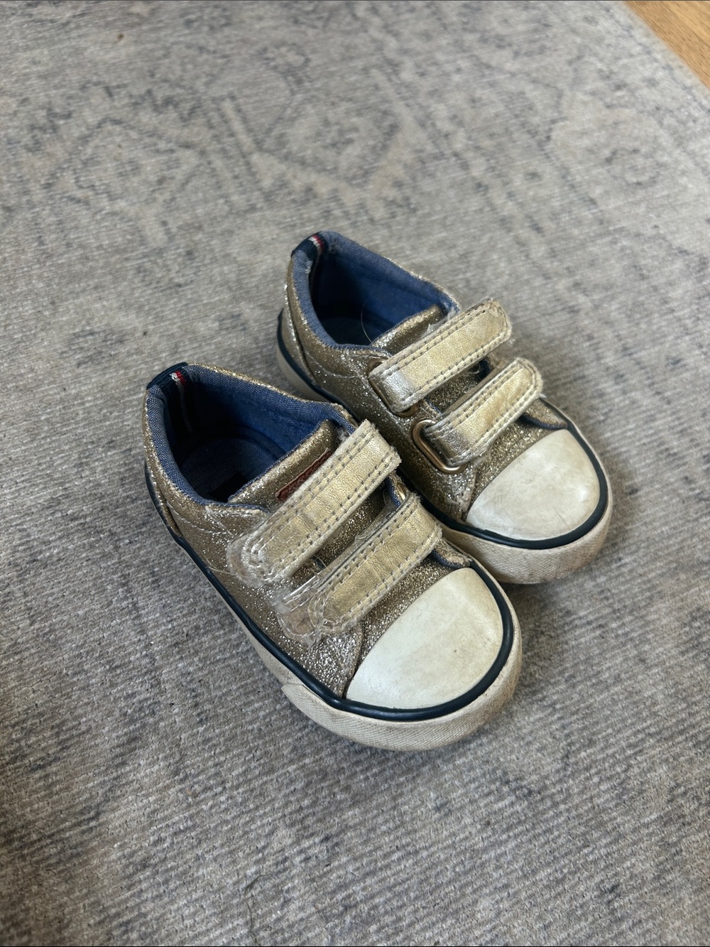 Tommy Hilfiger toddler Metallic Gold Velcro Sneakers